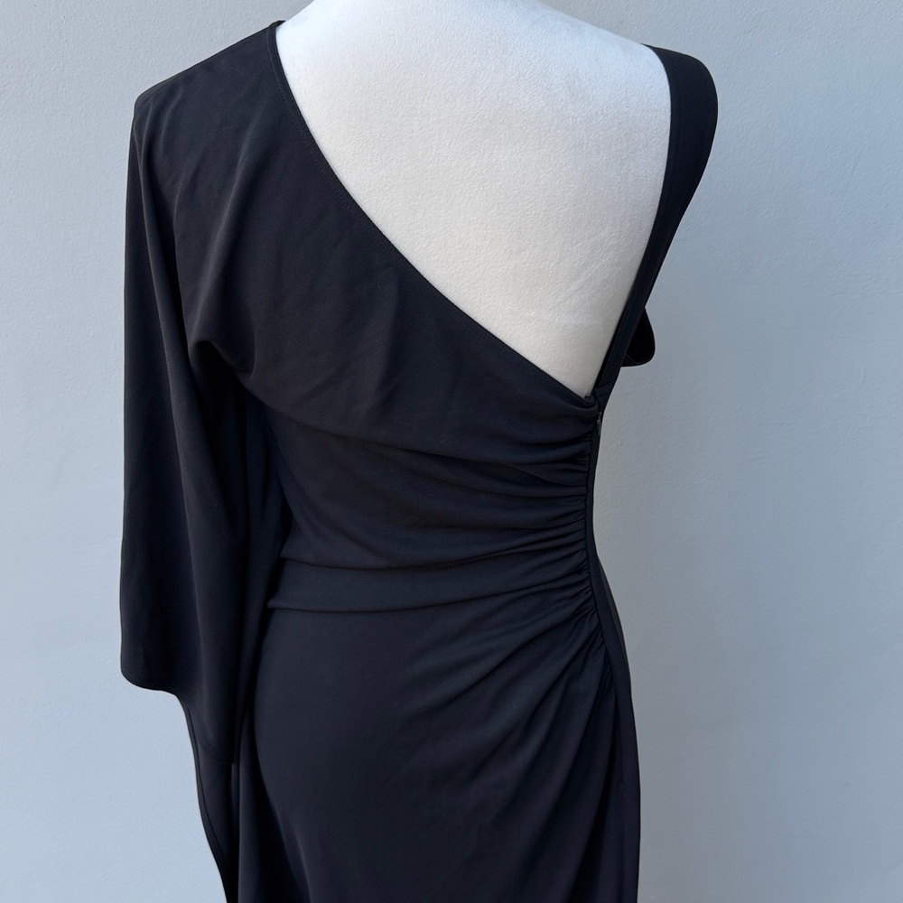 ST. JOHN COUTURE Elegant Black One-Shoulder Draped Evening Gown Size 8 (Medium) - Picture 6 of 6